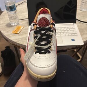 Off White x Air Jordan retro 2 lows